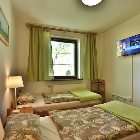 Gospodarstwo Goscinne Racibor * Swietajno (Szczytno)